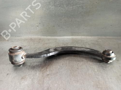Right rear suspension arm TOYOTA AURIS (_E18_) 1.8 Hybrid (ZWE186_, ZWE186R) | BP15399054M15 
