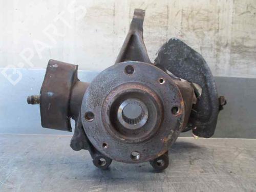 Used Right front steering knuckle PEUGEOT 406 (8B) 1.8 16V (110 hp) 4553284