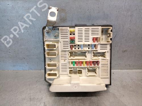 Used Fuse box RENAULT MEGANE II (BM0/1_, CM0/1_) 1.6 16V (112 hp) 30562487