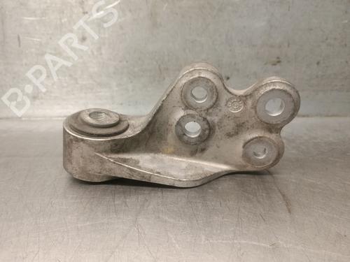 Used Engine mount TOYOTA COROLLA Saloon (_E21_) 1.8 VVTi Hybrid (ZWE211, MZEA12) (98 hp) 32760519