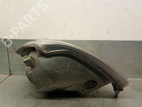 Right headlight FORD FIESTA V (JH_, JD_) 1.3 | BP30627555C29