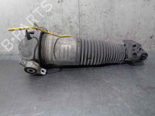 Used Right rear shock absorber Right rear shock absorber 6446599 6446599
