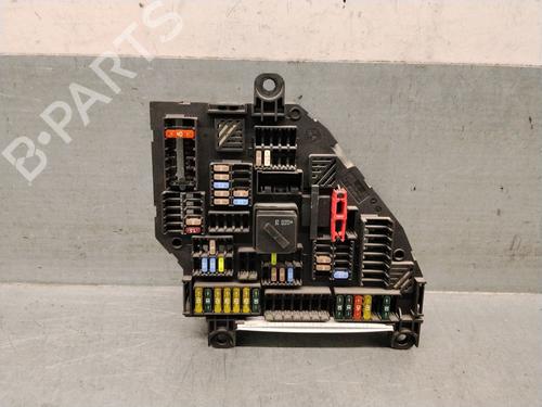 Used Fuse box Fuse box 39448378 39448378