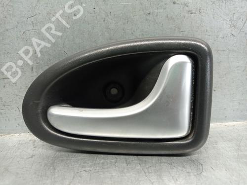 Used Front right interior door handle RENAULT TRAFIC II Van (FL) 2.5 dCi 145 (FL0J) (146 hp) 28524207
