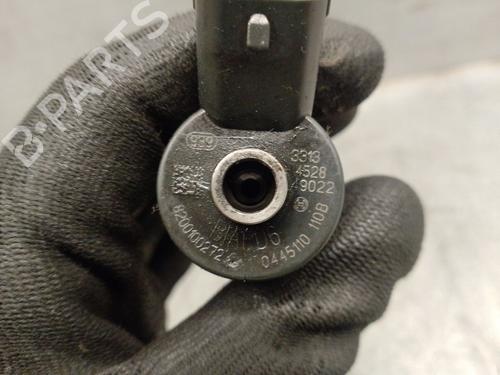 Injector RENAULT MEGANE II Saloon (LM0/1_) 1.9 dCi (LM0G, LM1G, LM2C) | BP25024711M100