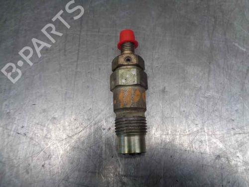 Used Injector NISSAN PRIMERA Hatchback (P10) 2.0 D (75 hp) 5858885