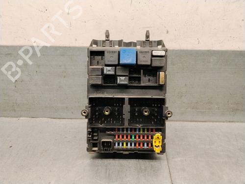 Used Fuse box Fuse box 36995795 36995795