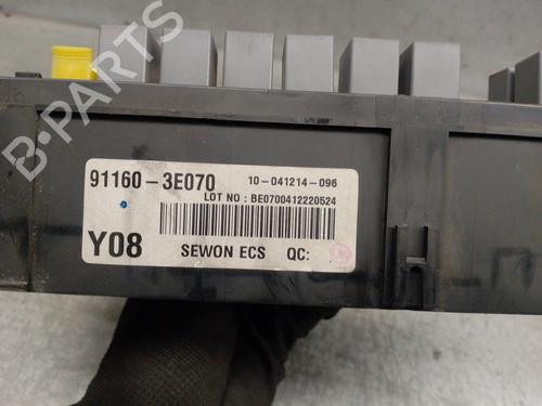Fuse box KIA SORENTO I (JC) 2.5 CRDi 4WD | BP17106111E1 