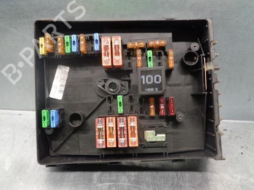 Used Fuse box SKODA OCTAVIA II Combi (1Z5) 2.0 TDI 16V (140 hp) 10138051