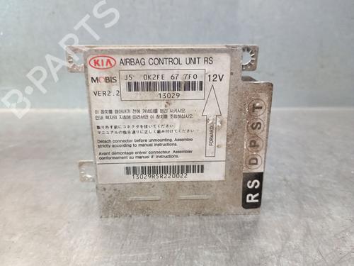 Used ECU airbags ECU airbags KIA CARENS I MPV (FC, FJ) 2.0 CRDi (113 hp) 35819657 35819657