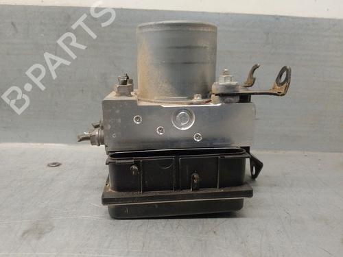 Used ABS pump LAND ROVER DISCOVERY III (L319) 2.7 TD 4x4 (190 hp) 17363594