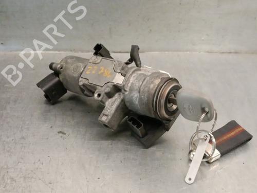 Used Ignition barrel TOYOTA AVENSIS (_T25_) 2.0 D-4D (CDT250_, CDT250R) (116 hp) 26323275