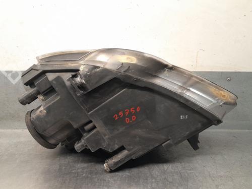 Right headlight VW PASSAT B6 Variant (3C5) 2.0 TDI 16V | BP36842649C29 - Image 4