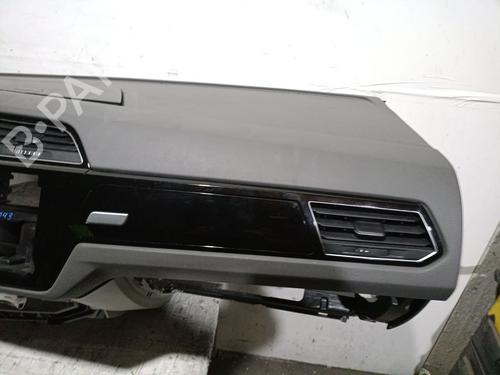 Armaturenbrett VW TOURAN (5T1) 1.4 TSI | BP30745504C46