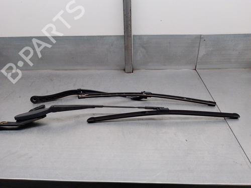 Used Front windshield wiper arm MERCEDES-BENZ E-CLASS (W212) E 250 CDI / BlueTEC (212.003, 212.004) (204 hp) 16027283