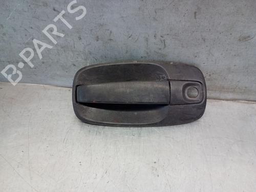 Used Front left exterior door handle OPEL VIVARO A Van (X83) 1.9 DTI (F7) (101 hp) 28729049