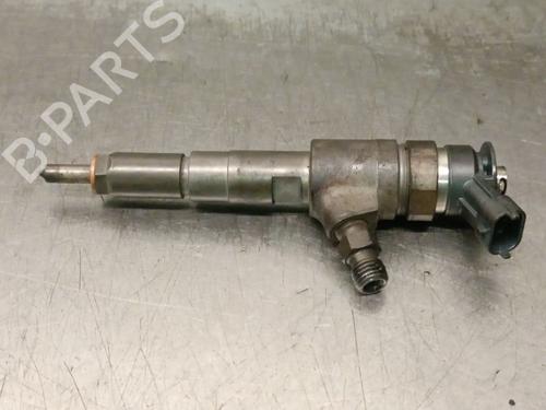 Spreder / Dyse PEUGEOT 206 Hatchback (2A/C) 1.4 HDi eco 70 (68 hp) 31052458