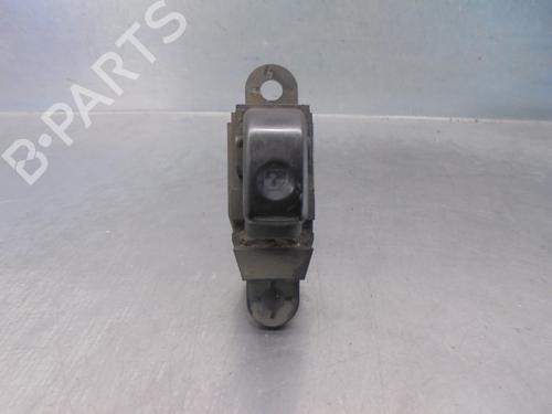 Used Right front window switch HYUNDAI H-1 / STAREX Bus (A1) 2.5 CRDi (140 hp) 15177603