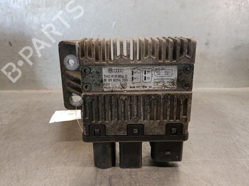 Used Electronic module Electronic module VW TRANSPORTER T5 Bus (7HB, 7HJ, 7EB, 7EJ) 1.9 TDI (102 hp) 33016682 33016682