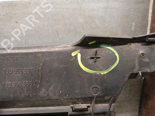 Grille VW GOLF IV (1J1) 1.9 TDI | BP31680365C40