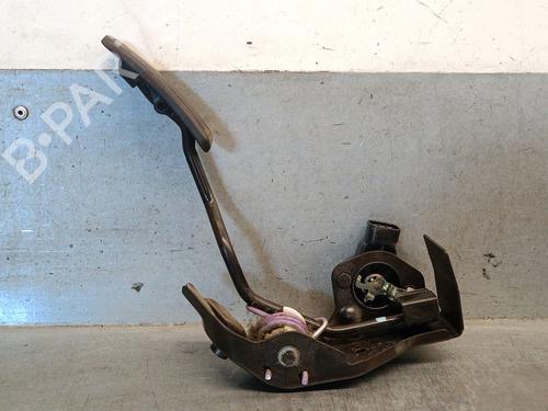 Pedal Pedal TOYOTA COROLLA (_E12_) 1.4 D (NDE120_, NDE120R) (90 hp) 36996155 36996155