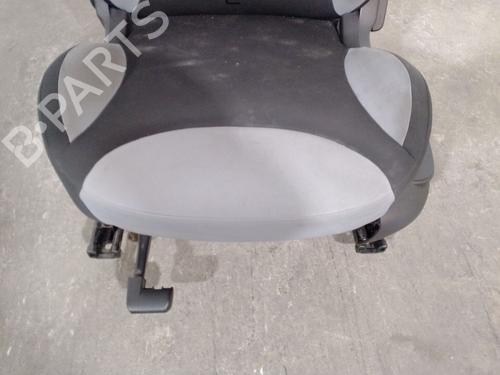 Left front seat FIAT 500L (351_, 352_) 1.3 D Multijet (199LXY1A, 199LXY11) | BP31940995C15 