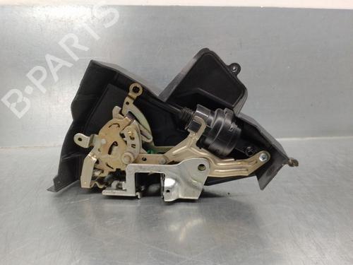 Used Rear left lock MERCEDES-BENZ E-CLASS (W210) E 320 (210.065) (224 hp) 15618510