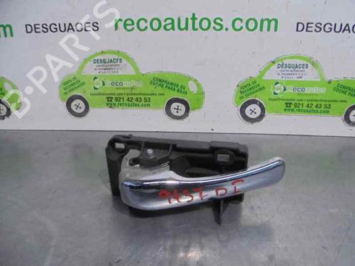 Used Front left interior door handle Front left interior door handle 3355106 3355106