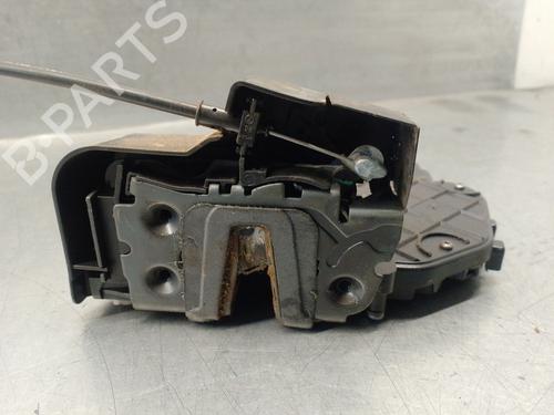 Rear right lock LAND ROVER DISCOVERY III (L319) 2.7 TD 4x4 | BP17363556C99