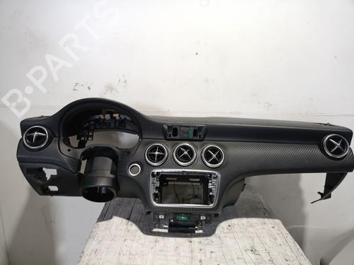 Used Dashboard Dashboard MERCEDES-BENZ A-CLASS (W176) A 200 CDI / d (176.008) (136 hp) 40229363 40229363