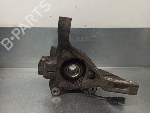Used Left front steering knuckle OPEL VECTRA C (Z02) [2002-2009]  15107509