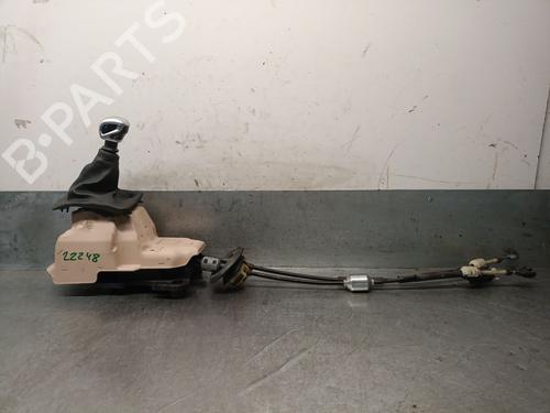 Used Gear lever PEUGEOT 208 I (CA_, CC_) 1.2 THP 110 (110 hp) 25238792