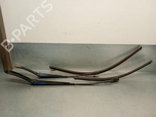 front-windshield-wiper-arm-bmw-x4-f26-2013-2014-2015-2016-2017-2018-30201178 main image