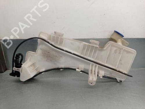 Windscreen washer tank PEUGEOT 3008 II SUV (MC_, MR_, MJ_, M4_) 1.2 THP/ PureTech 130 (MRHNSM, MRHNSU, MRHNSJ, MRHNYW,... | BP27628536C113