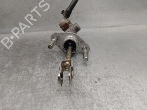 Clutch slave cylinder KIA SORENTO I (JC) 2.5 CRDi 4WD | BP17106112M113 