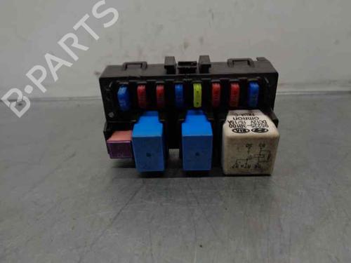 Used Fuse box Fuse box 6952751 6952751