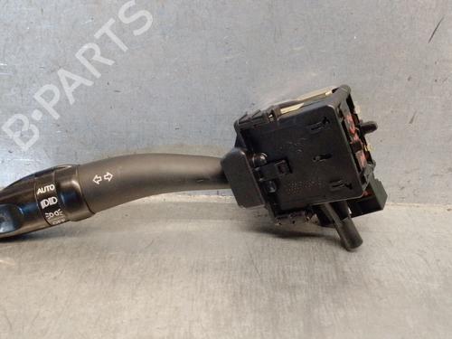 Used Headlight switch HYUNDAI SANTA FÉ II (CM) 2.2 CRDi GLS (150 hp) 29308947