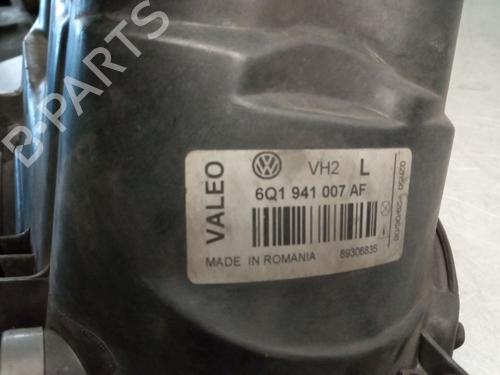 Left headlight VW POLO IV (9N_, 9A_) 1.2 12V | BP29135555C28 