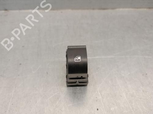 Used Right front window switch FIAT 500L (351_, 352_) 1.3 D Multijet (199.LYM11, 199.LYM1A) (95 hp) 29336486