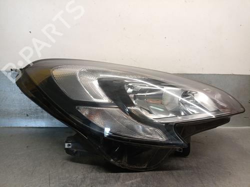 Used Right headlight Right headlight OPEL CORSA E (X15) 1.4 (08, 68) (90 hp) 35724285 35724285