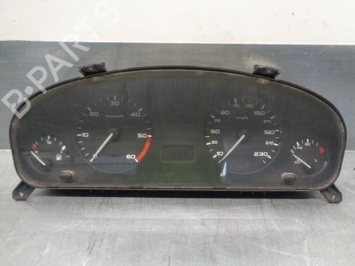 Used Instrument cluster PEUGEOT 406 (8B) 2.0 HDI 90 (90 hp) 10312252