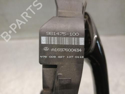 Klamka zewnętrzna drzwi tylnych prawych MERCEDES-BENZ A-CLASS (W169) A 200 CDI (169.008, 169.308) | BP30728289C130