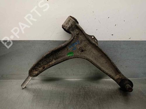 Højre fortil bærearm OPEL SIGNUM Hatchback (Z03) 3.0 V6 CDTI (F48) (177 hp) 18426675