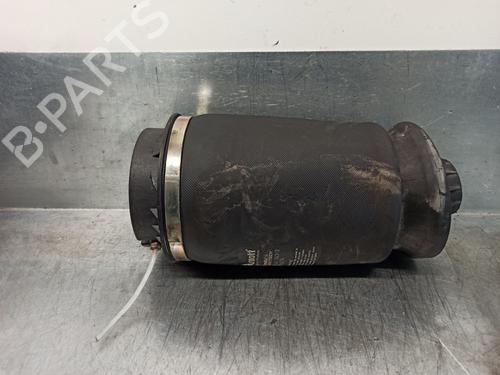 Used Right rear shock absorber MERCEDES-BENZ GL-CLASS (X164) GL 450 4-matic (164.871) (340 hp) 13246794