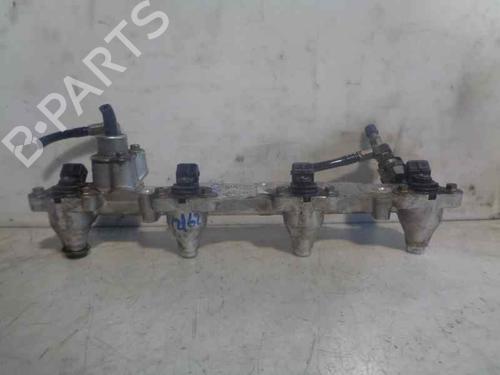 Used Injection rail FORD ESCORT V (AAL, ABL) 1.6 i 16V (88 hp) 7441027