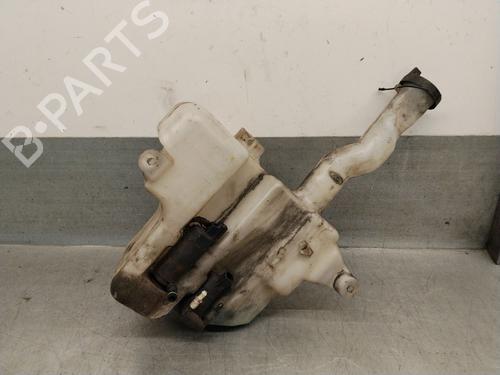 Used Windscreen washer tank Windscreen washer tank FORD MONDEO III Turnier (BWY) 2.0 16V TDDi / TDCi (115 hp) 35724317 35724317