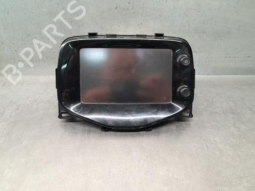 display-monitor-toyota-aygo-_b4_-2014-36132831 main image