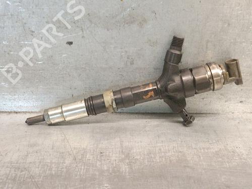 Used Injector TOYOTA AVENSIS Saloon (_T25_) 2.0 D-4D (CDT250_, CDT250R) (116 hp) 29009022