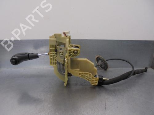 Gear lever HYUNDAI TUCSON (JM) 2.0 CRDi | BP16249807M90 