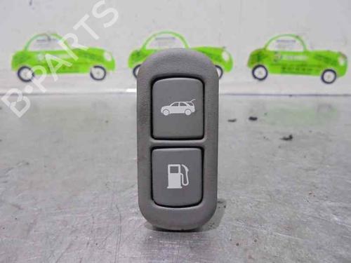 Used Switch KIA SORENTO I (JC) 2.5 CRDi 4WD (140 hp) 20246386